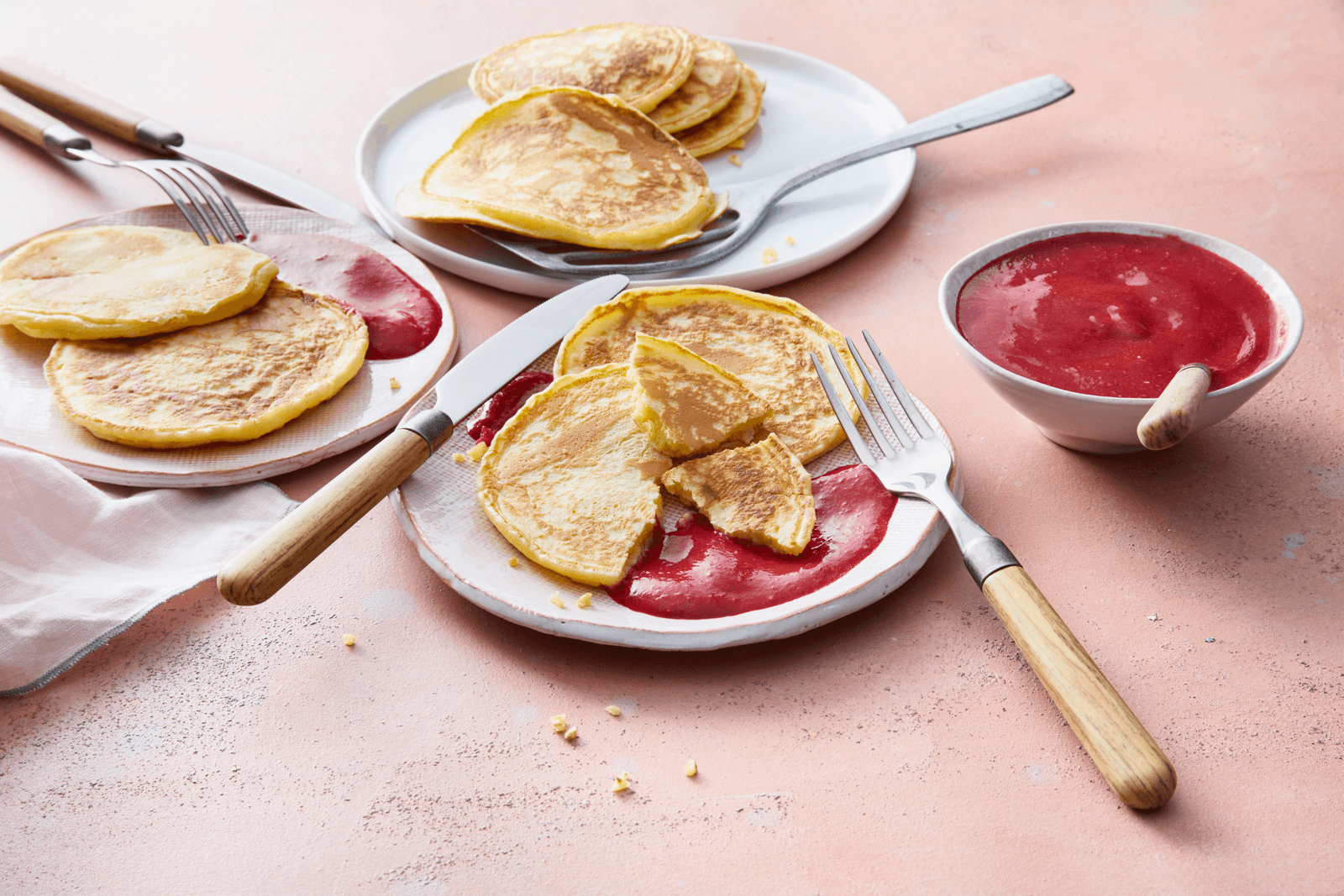 Pancakes mit Himbeersoße Rezept - REWE.de