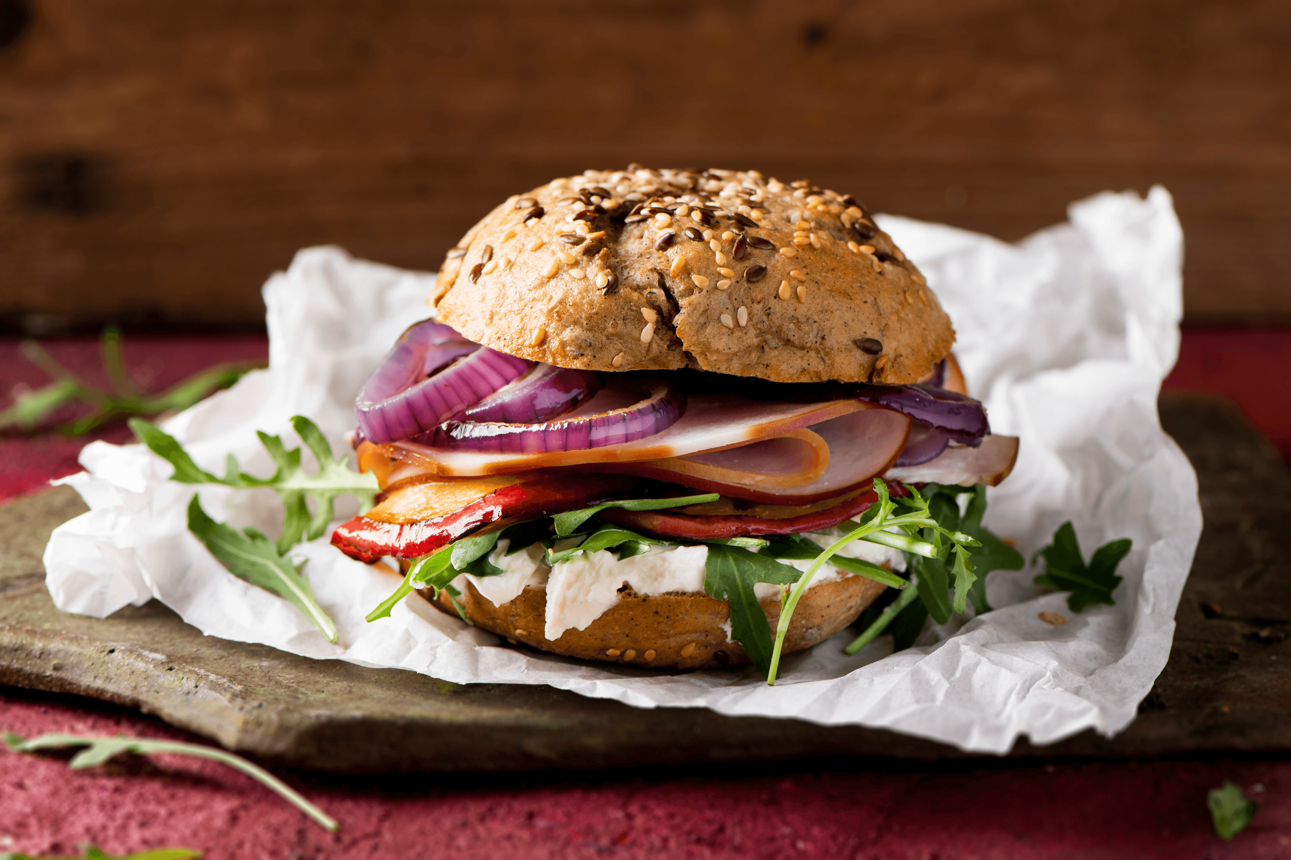 Herbstlicher Putenbrust-Burger Rezept - REWE.de